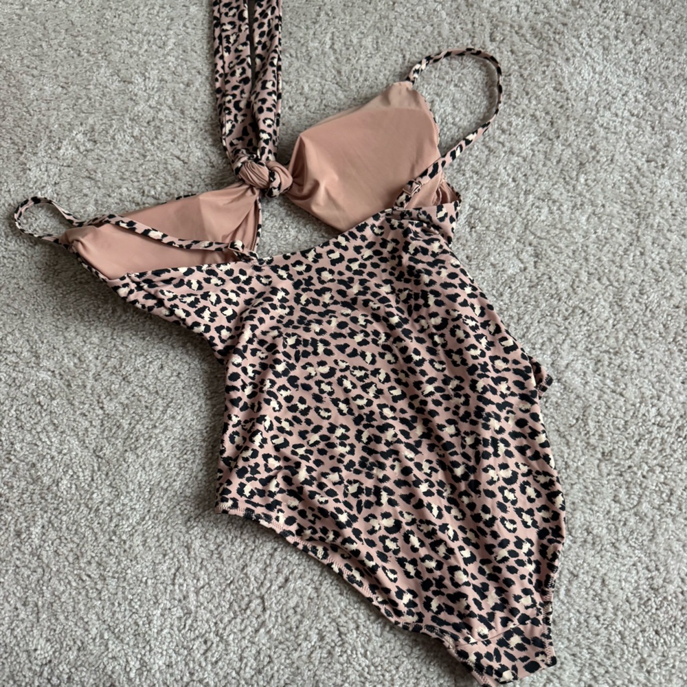 NWT Aerie Leopard Full Coverage Wrap One Piece Swimsuit XL Long Med and Large - Picture 8 of 12